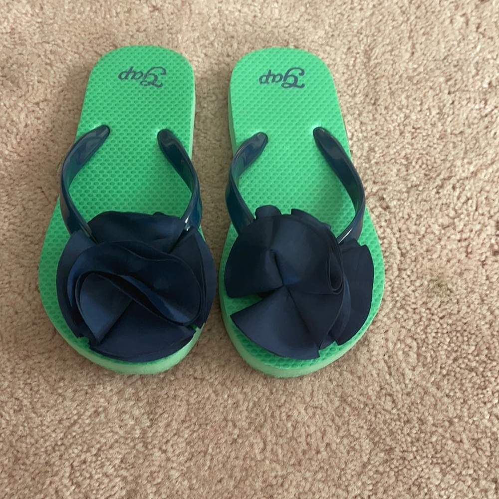Gap Girls Flip Flops